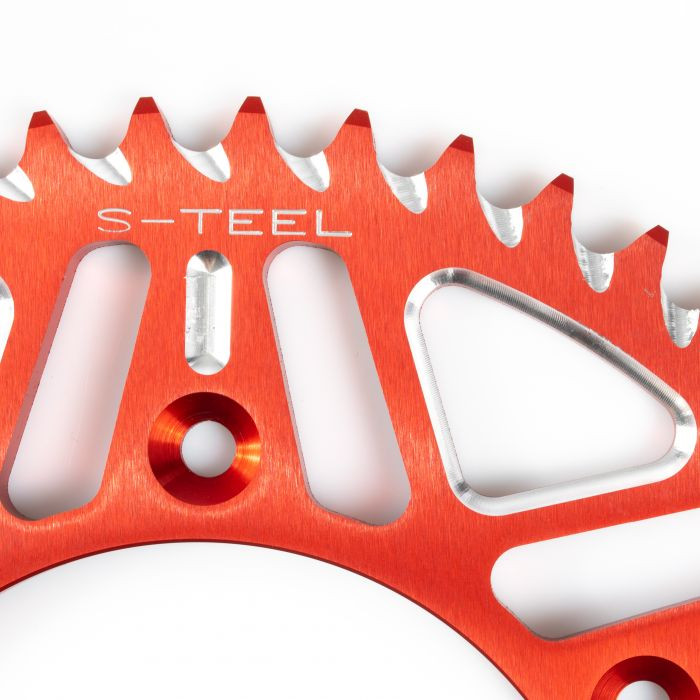 Couronne Alu S-TEEL Anti-Boue Suzuki Pas 520 Rouge 48 dents - vue 2